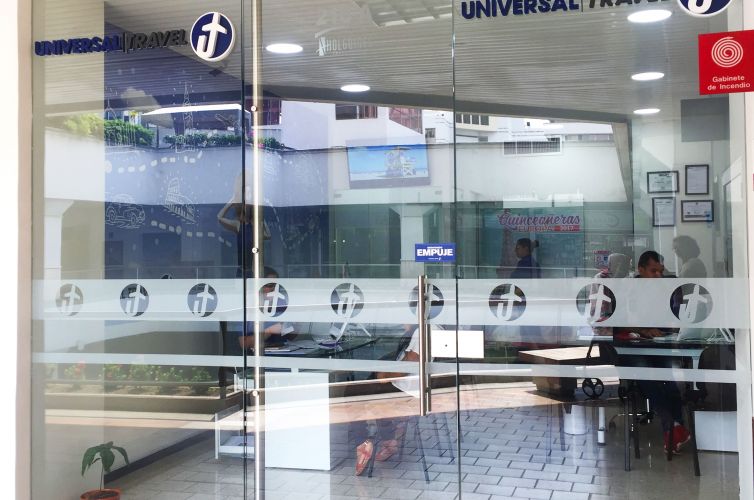 Universal Travel